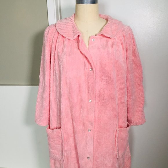 Intimates & Sleepwear Vintage Retro Soft Pink Chenille Robe Poshmark